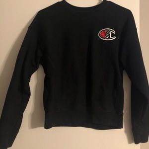 Women’s Black Champion sweatshirt size Small
